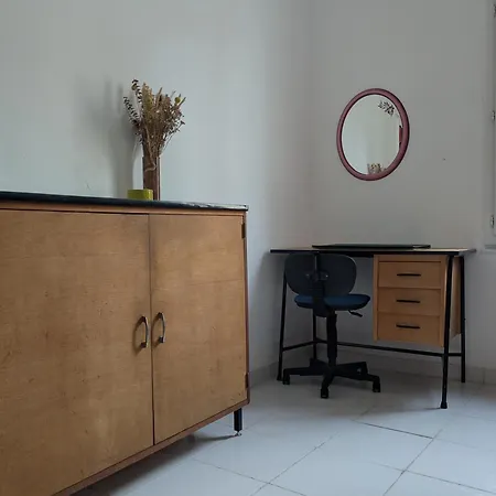 Chez Floriane Δωμάτια σε οικογενειακή κατοικία *